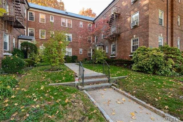 444 Middle Neck Rd #2G
