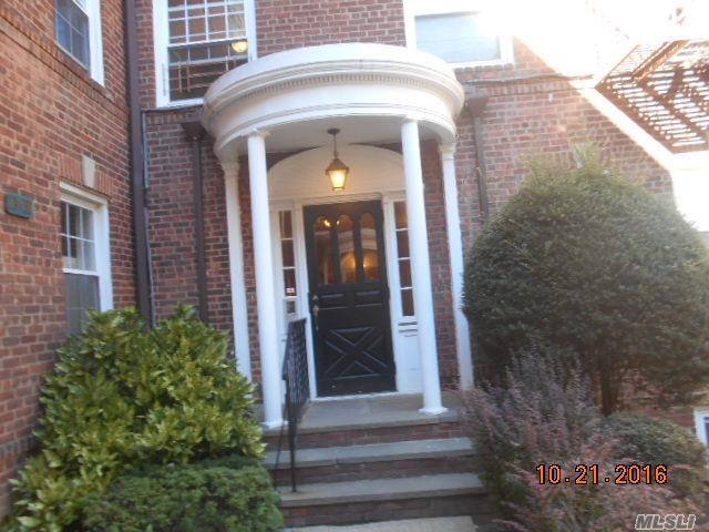 444 Middle Neck Rd #2G