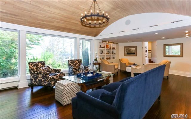 238 Kings Point Rd
