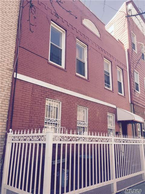 1245 Madison St