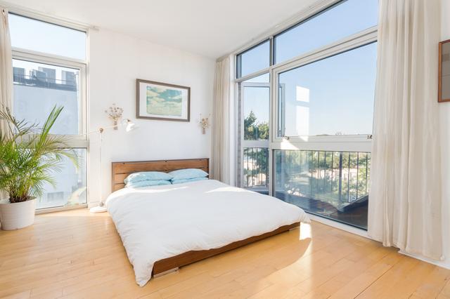 533 Leonard St #1-B