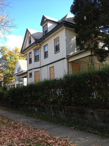 146 N Essex Ave