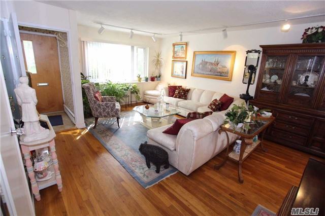 13-14 212 St #121