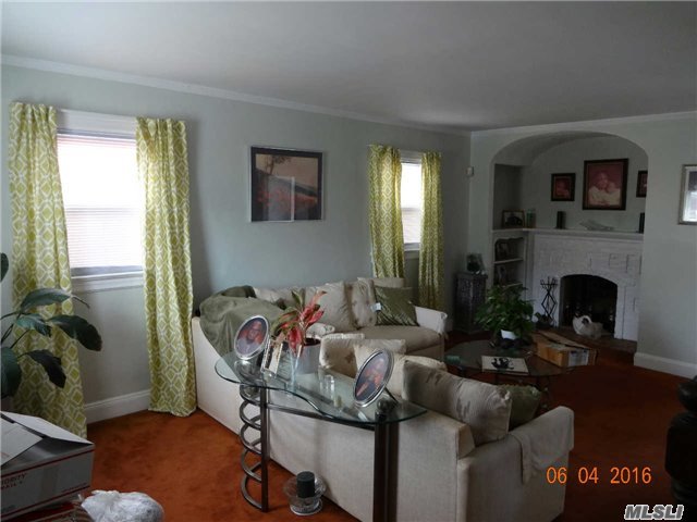 For Sale: 116-19 226th St Cambria Heights, NY 11411