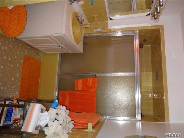 For Sale: 116-19 226th St Cambria Heights, NY 11411