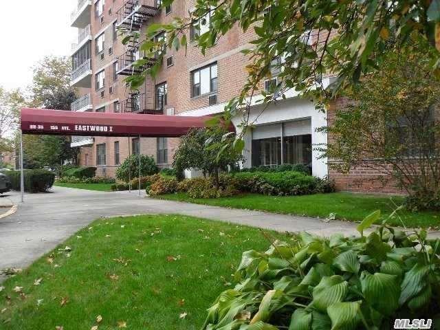 99-51 164 Rd