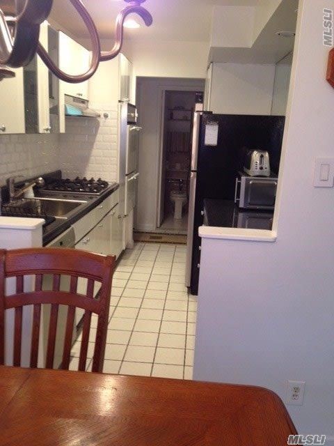 151-40 88 St #2D