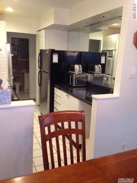 151-40 88 St #2D
