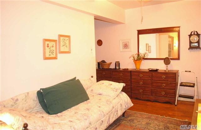 83-75 118 St #3I