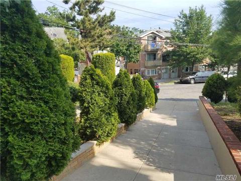 71-39 Yellowstone Blvd