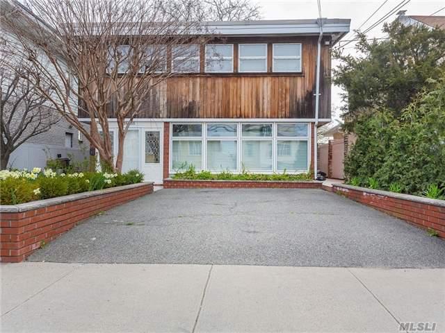 91-13 109 St