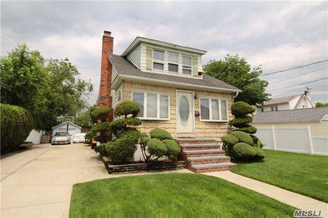 77 Denton Ave