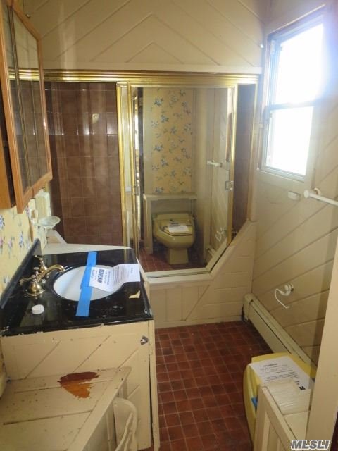 250 W Merrick Rd #3-H