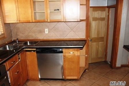 24 Hudson Pl