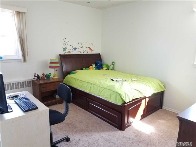 462 Dogwood Ave