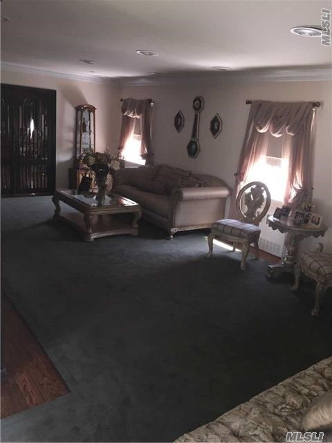 For Sale: 70 Barrett Rd Lawrence, NY 11559