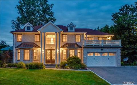 113 Schoolhouse Ln