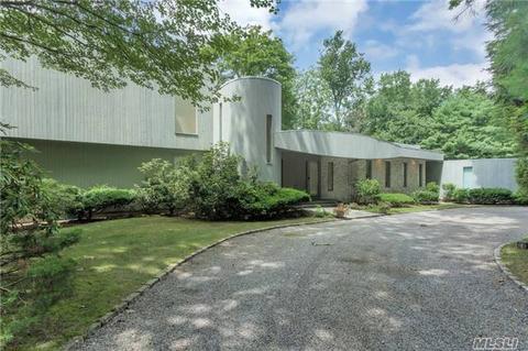 113 Schoolhouse Ln
