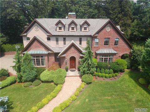 113 Schoolhouse Ln