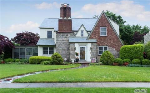 451 N Long Beach Rd
