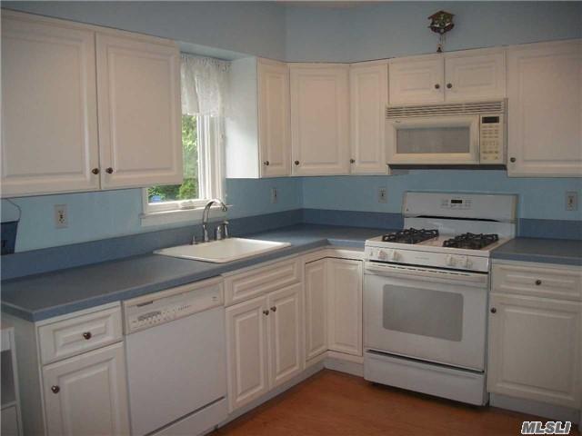 105 Williamson St