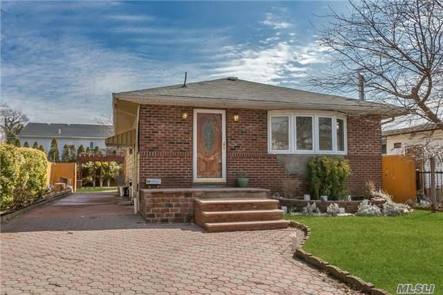 40 Ronald Pl