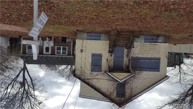 11 E Arcadia Ln