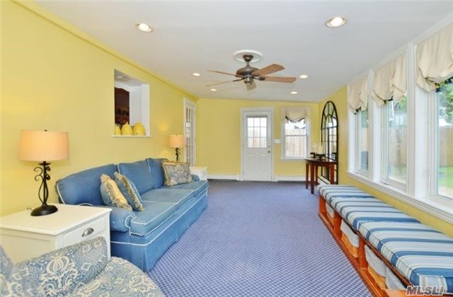 For Sale: 84 Mayflower Ave Williston Park, NY 11596