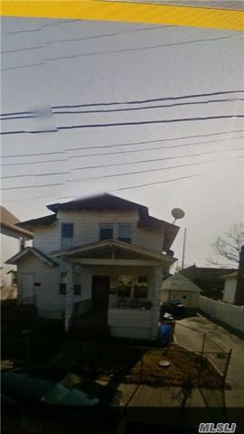 1425 Pearl St