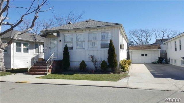219 Pearl St