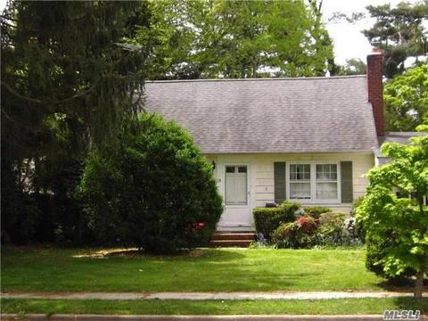 15 Le Britton St