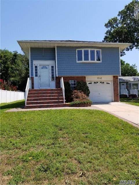 205 King St
