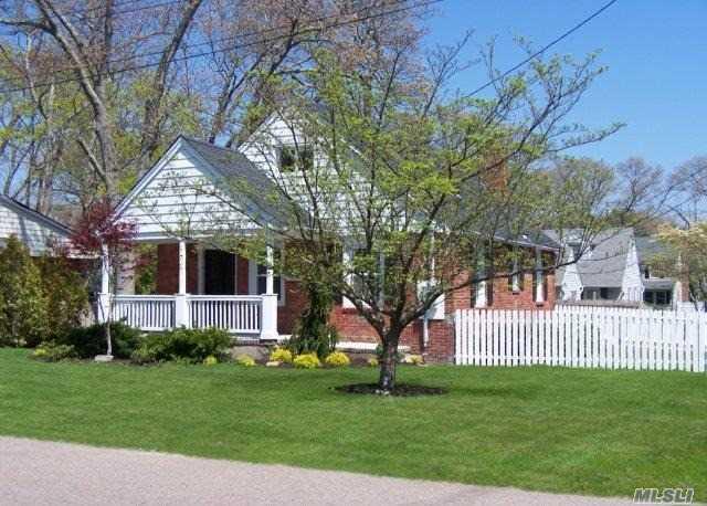 35 Indian Head Dr