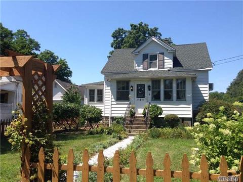 121 Springdale Dr