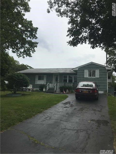 121 Springdale Dr