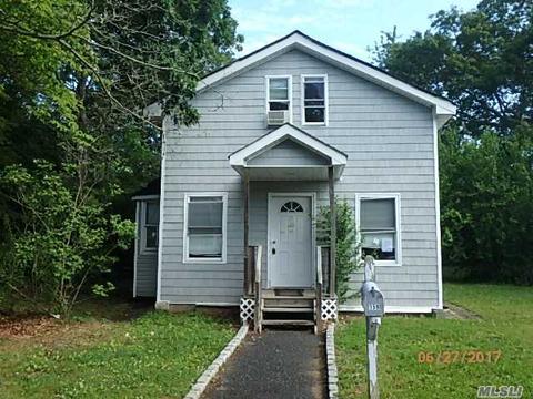 121 Springdale Dr