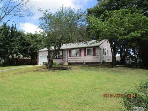 102 Mckinley St