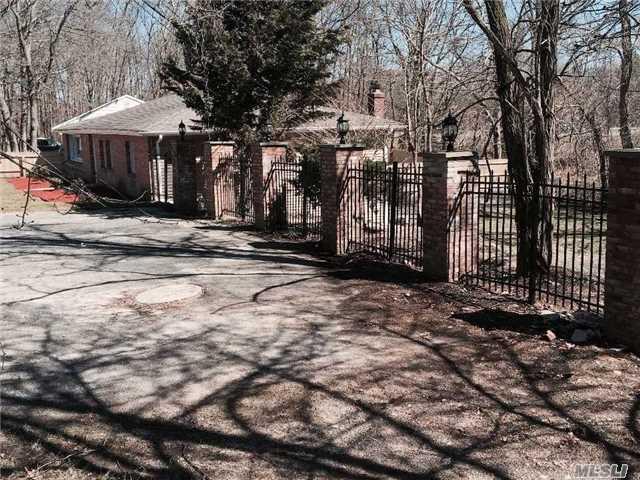 157 Auborn Ave
