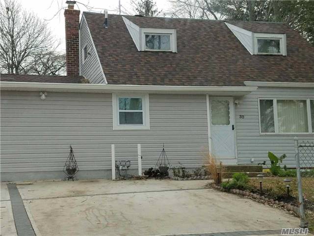 32 Satinwood St