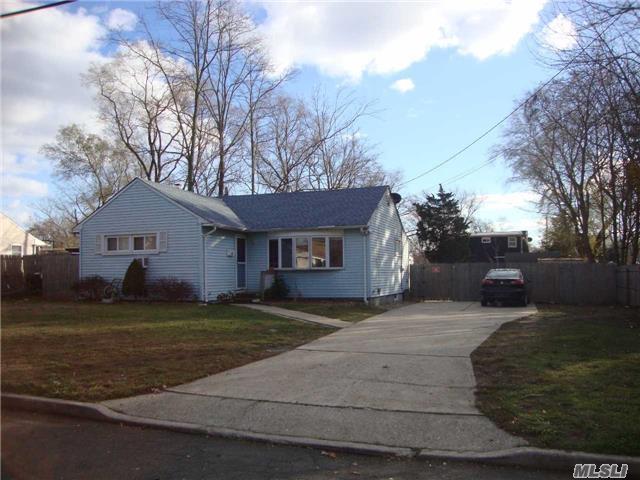 32 Satinwood St