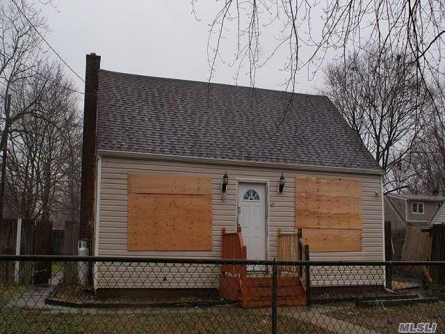 37 Ash St