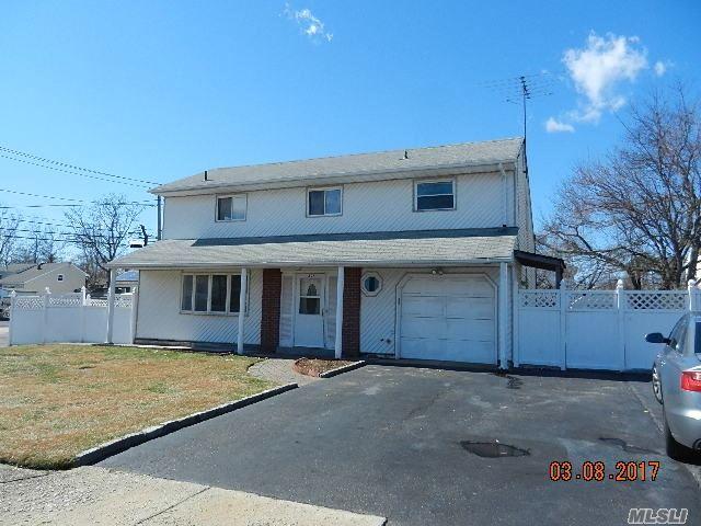 168 Charter Oaks Ave