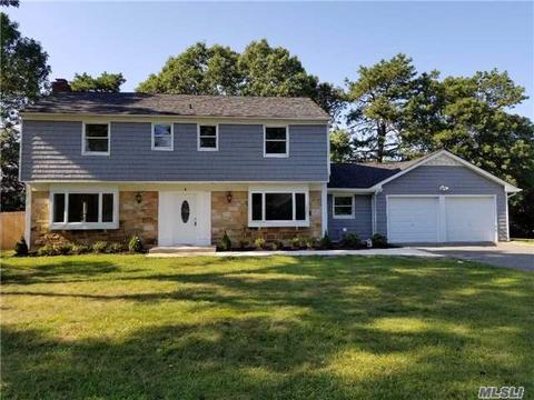 18 Whinstone St