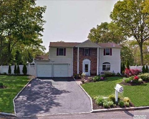 18 Whinstone St