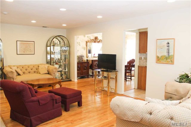 For Sale: 171 Theodore Dr Coram, NY 11727