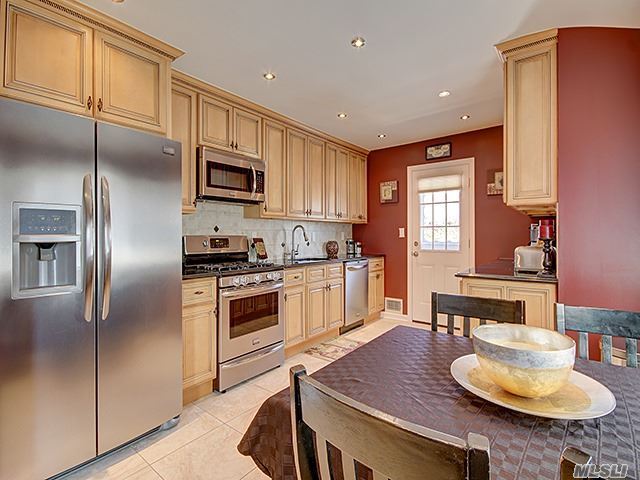 34 W 15 St