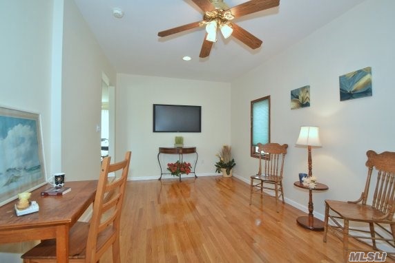 14 Taca Blvd, Deer Park NY 11729