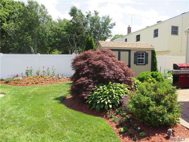 34 Ashwood Ct