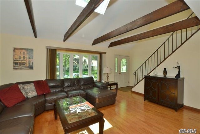 For Sale: 3 Madsen Ln East Northport, NY 11731