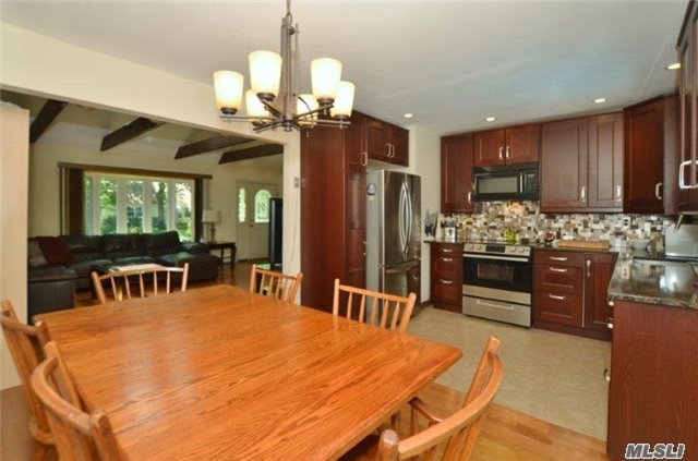 For Sale: 3 Madsen Ln East Northport, NY 11731